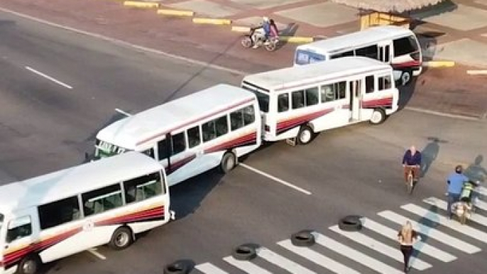 ¡Paro nacional! Diferentes puntos de Bolivia están paralizados con bloqueos del Transporte pesado y choferes