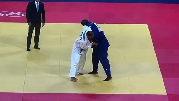 JO-Judo: La défaite de Mbagnick Ndiaye face au Géorgien Guram Tushishv