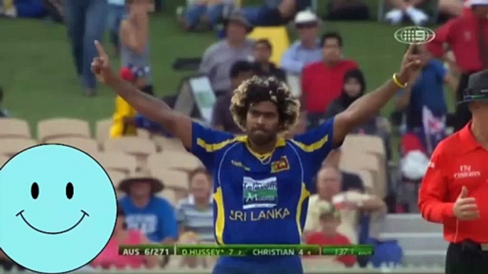 Lasith Malinga bowling