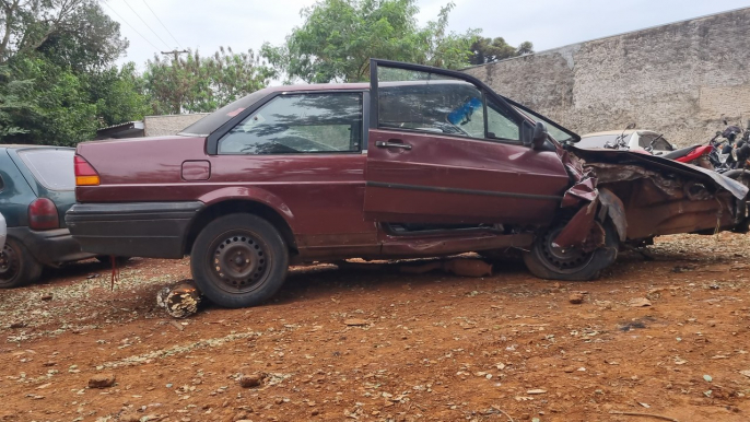 Carro furtado é localizado no Bairro Interlagos em Cascavel