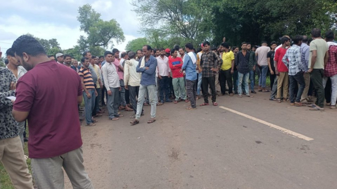 Road Accident : मझगवां-सिहोरा रोड पर दर्दनाक हादसा, 12 घायल