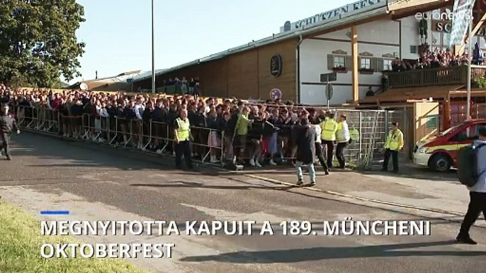 Megnyílt az Oktoberfest: nagy a biztonsági készültség, drága a sör