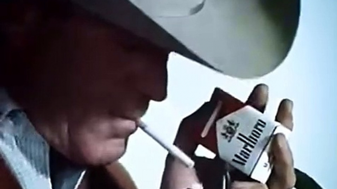 spot Marlboro (stallone nero) - Advertising Marlboro (Black Stallion)