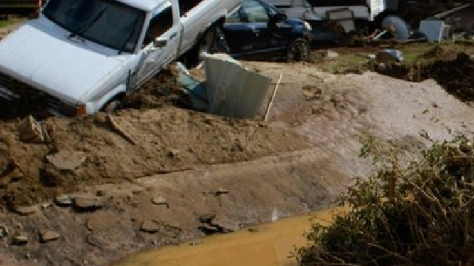 North Carolina in ruins after Hurricane Helene devastation, at least 90 killed in US