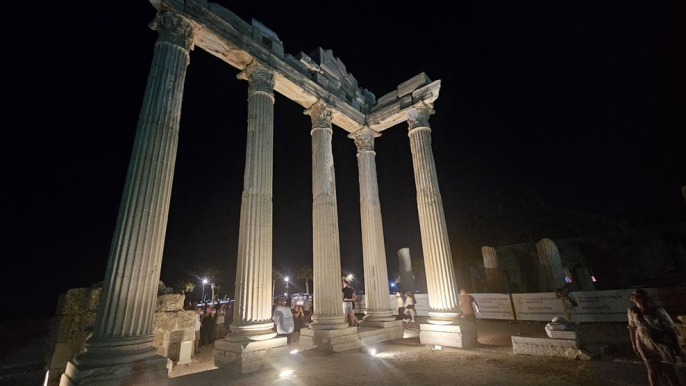 Antik kentlerde gece müzeciliği: Perge Phaselis ve Aspendos da ekleniyor