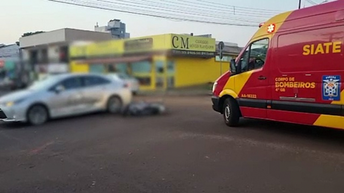 Motociclista é socorrido pelo Siate após colisão no Alto Alegre