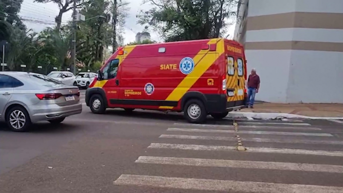 Mulher fica ferida em acidente de trânsito no Centro de Cascavel