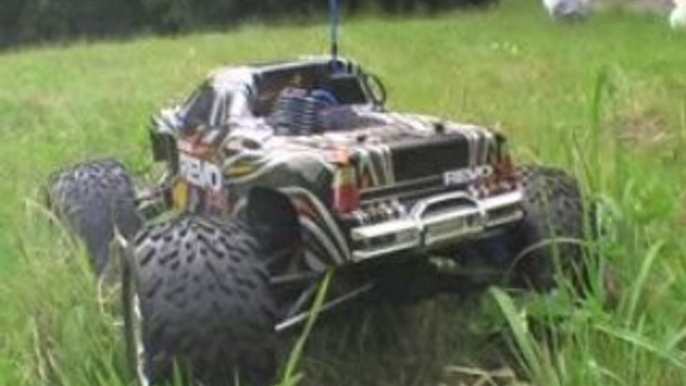 Traxxas Revo 3.3 - Forest