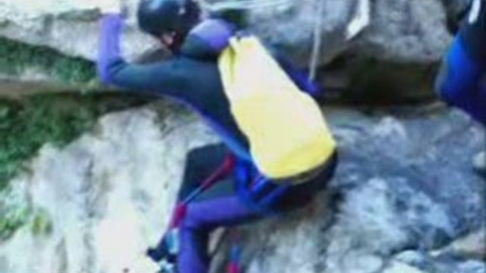 CANYONING SAINT ANIOL PYRENEES CATALUNYA