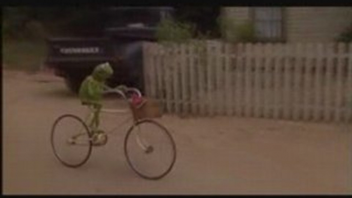 Kermit à vélo - Les Muppets : Ca c'est du cinéma !