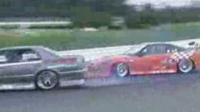 Drift Skyline GTR R34 Vs Nissan Silvia S15(240) - Drifting 1