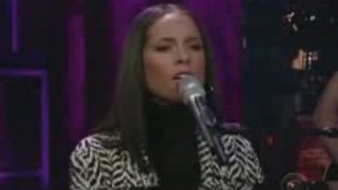 Alicia Keys - The Thing About Love (Live200811)