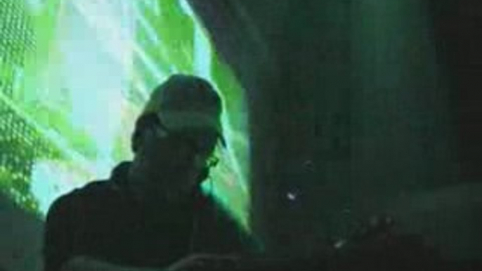 Marcus Intalex in bass invaders party
