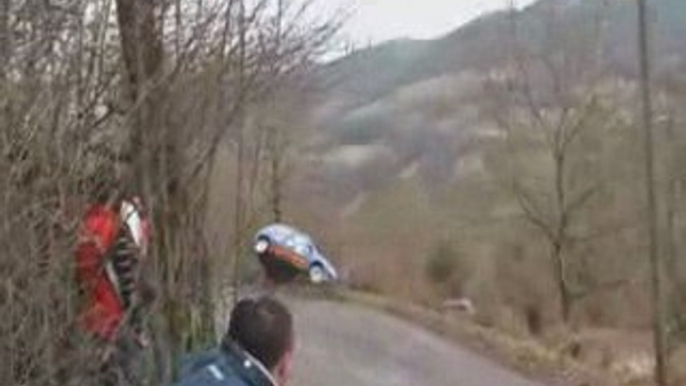 106 S16 Crash rallye des thermes 2009