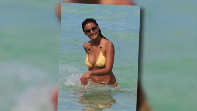 Entourage Star Emmanuelle Chriqui zeigt ihre heiße Bikinifigur