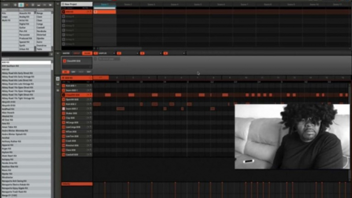 AFROSTAN ATTEMPTS TO MAKE A BEAT ON NATIVE INSTRUMENTS MASCHINE