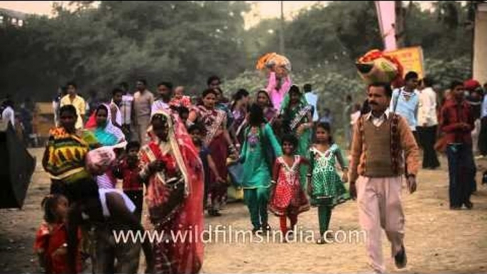 Devotees on the ghats of Yamuna- Chhath Puja, Delhi