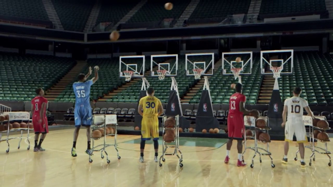 NBA Players Perform ‘Jingle Bells’ By Shooting Musical Hoops