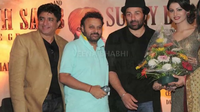 Singh Saab The Great -  Sunny Deol, Urvashi  Rautela unveil wax statue of Bhagat Singh