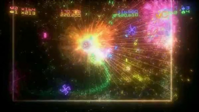 Geometry Wars Evolved 2 - Trailer Gameplay Multi Evolved