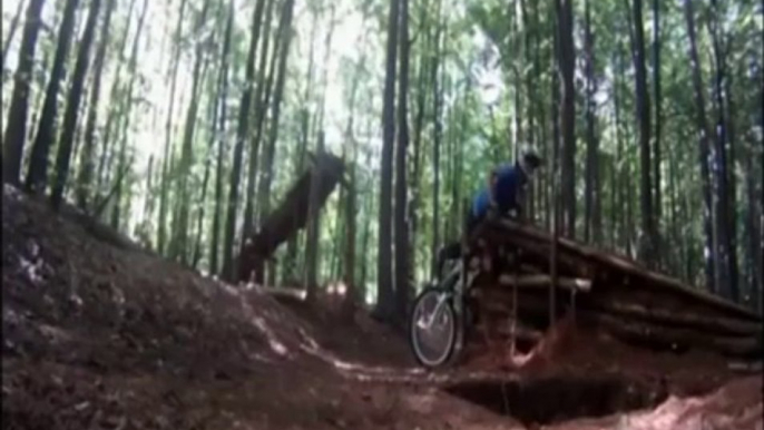 Une gamelle en Mountain Bike  : bien douloureux