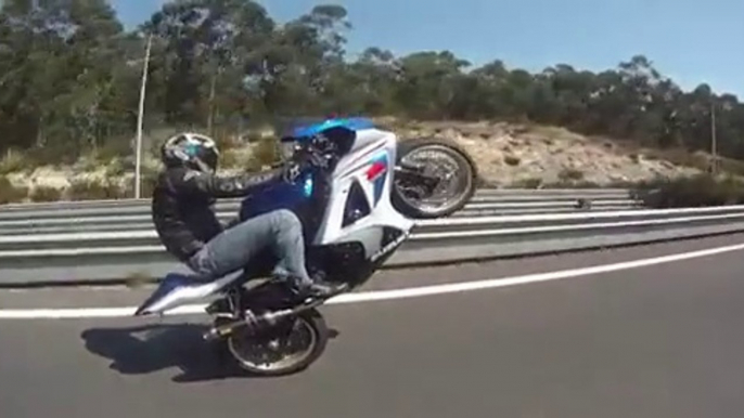 Long Wheelies GSXR 1000 k8 - GO PRO HD