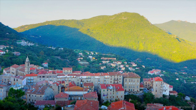 Summer is comming Timelapse 4K 3840 × 2160 Feb 2014 from Sartene Corsica Chronophotographie Corse