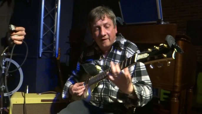 MICHEL DESNOS AU MELROSE CAFE JAM BLUES AGDE 12 3 2014 PART 5