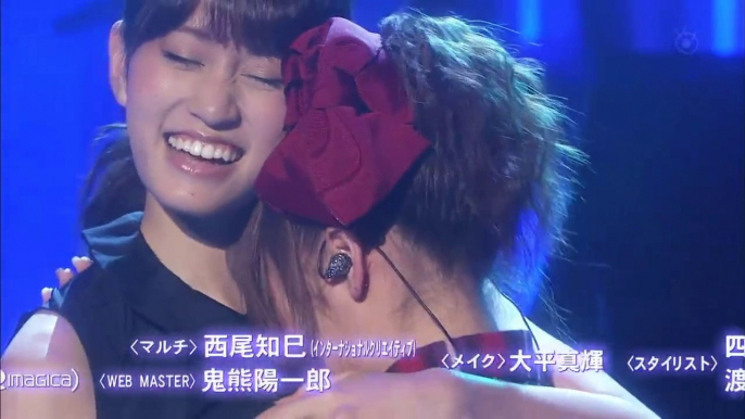 12-09-09-Maeda Atsuko-Takahashi Minami-Migikata Live-Shin Domoto Kyoudai-akb48