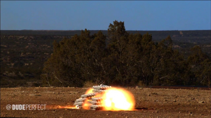 Explosion d'oeufs en Slow Motion! Dingue...