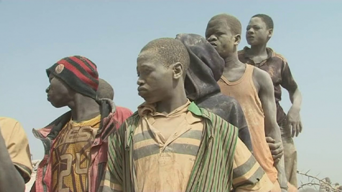 Les enfants mineurs, victimes crédules de la ruée vers l'or