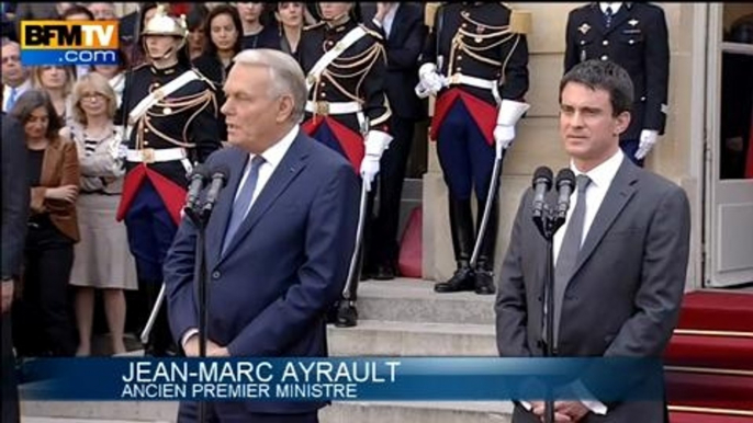 Ce qu'il fallait retenir de la passation de pouvoir entre Ayrault et Valls - 01/04