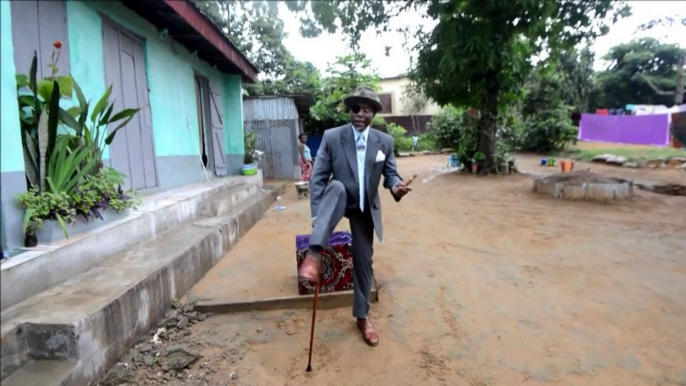 Congo's dandies give new meaning to fashion victim