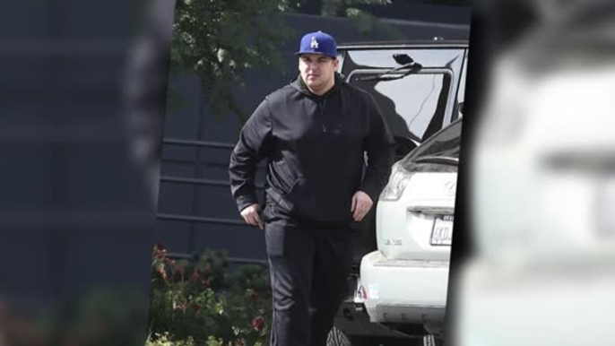Rob Kardashian Still Battling With His Weight