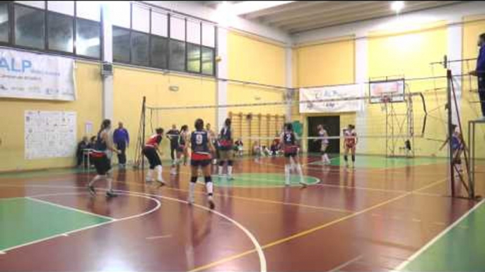 Aversa (CE) - Alp Volley vince 3-2 contro la capolista Ester Napoli (05.04.14)