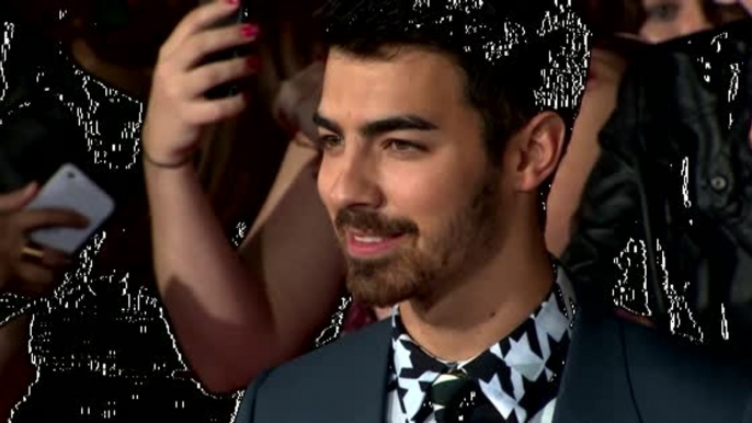 Joe Jonas Comments on Justin Bieber's Downfall