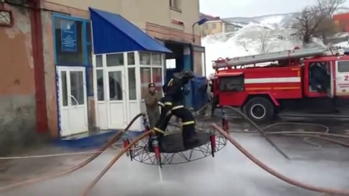 Crazy Flying firefighter! Awesome...