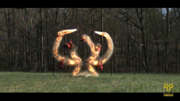 Explosion en forme d'arbre, en Slow Motion!