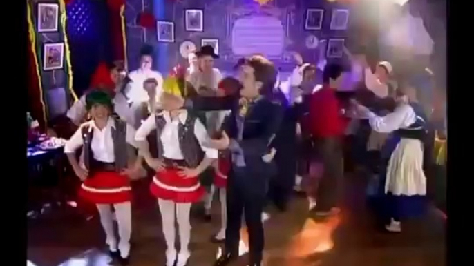 Clipe Chiquititas - A Festa Ainda Pode Ser Bonita