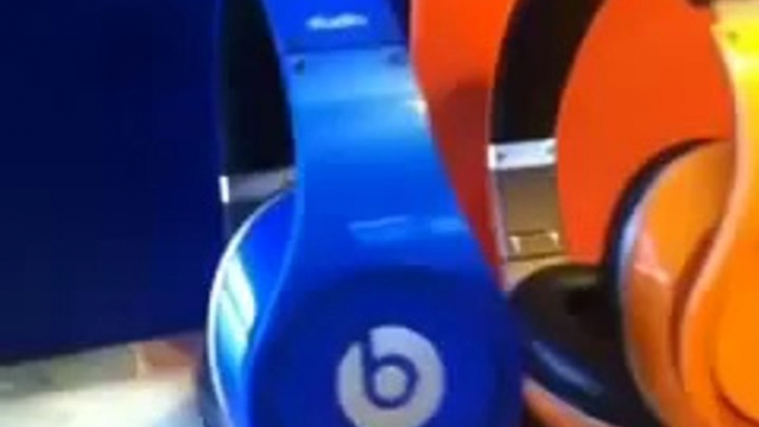 June 1st Giving away DR DRE BEATS STUDIO LIKE plus REVINE plus F Vine by Aye Twinz Funny 7 Second V