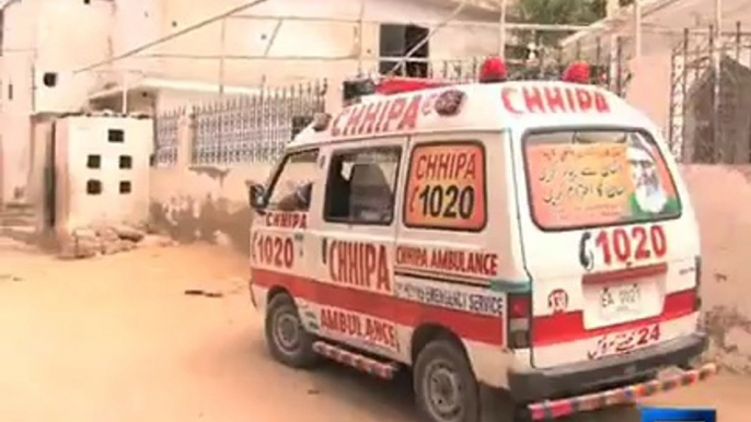 Dunya News-Karachi: 3 terrorists killed, several arrested as police conducts search operation at Afghan Basti