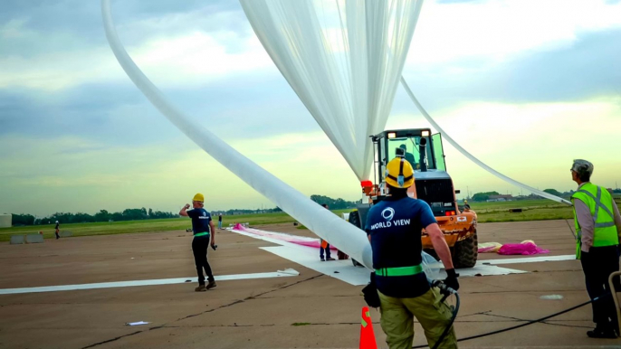 World View Tests Stratospheric Balloon Rides