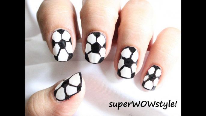 FIFA Nails! - Football nails (football nail art / soccer nail designs of ball & football drawing)