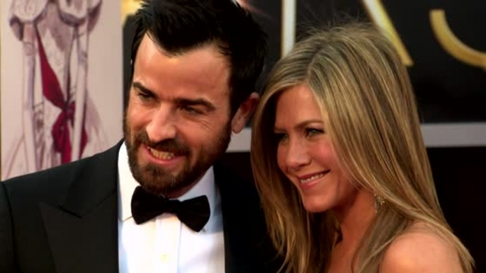 Justin Theroux Discusses Falling in Love With Jennifer Aniston