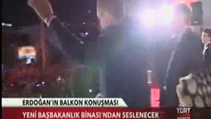 Seçilmiş İlk Cumhurbaşkanı ERDOĞAN AK Parti genel merkezinden Balkon Konuşması yapacak