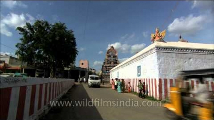 Meenakshi Amman Temple in Madurai : Tamil Nadu