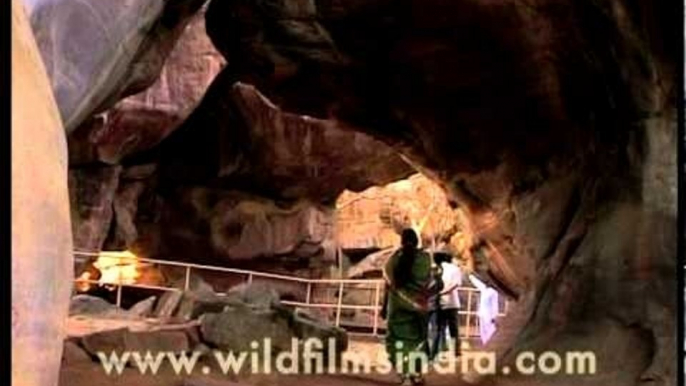 Earliest traces of human life - Bhimbetka rock shelters