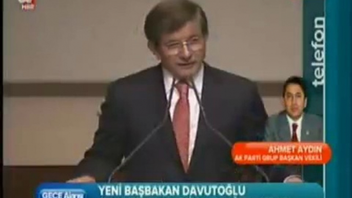 Cumhurbaşkanı Recep Tayyip Erdoğan Yeni Başbakanı Açıkladı. Yeni Başbakan Ahmet Davutoğlu Oldu. Telefon Bağlantısı : Adıyaman Milletvekili Ve Tbmm Ak Parti Grup Başkan Vekili Ahmet Aydı, Ak Parti Genel Başkan Yardımcısı Mustafa Şentop