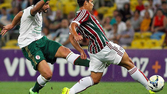 Fluminense goleia Palmeiras no Maracanã e volta ao G4