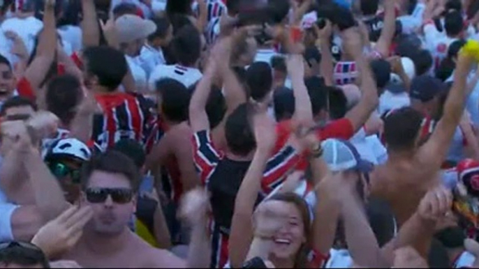 GOL numero 120 del arquero del Sao Paulo, Rogerio Ceni.